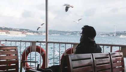 开云真人体育娱乐-马刺后场双枪组合初见锋芒，马刺双雄